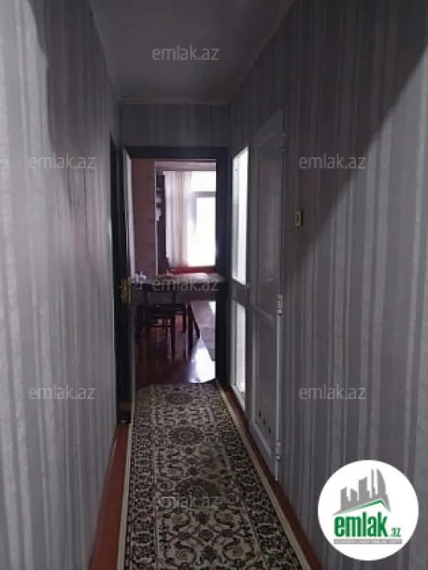 Satılır 3 otaqlı köhnə tikili 72 m²