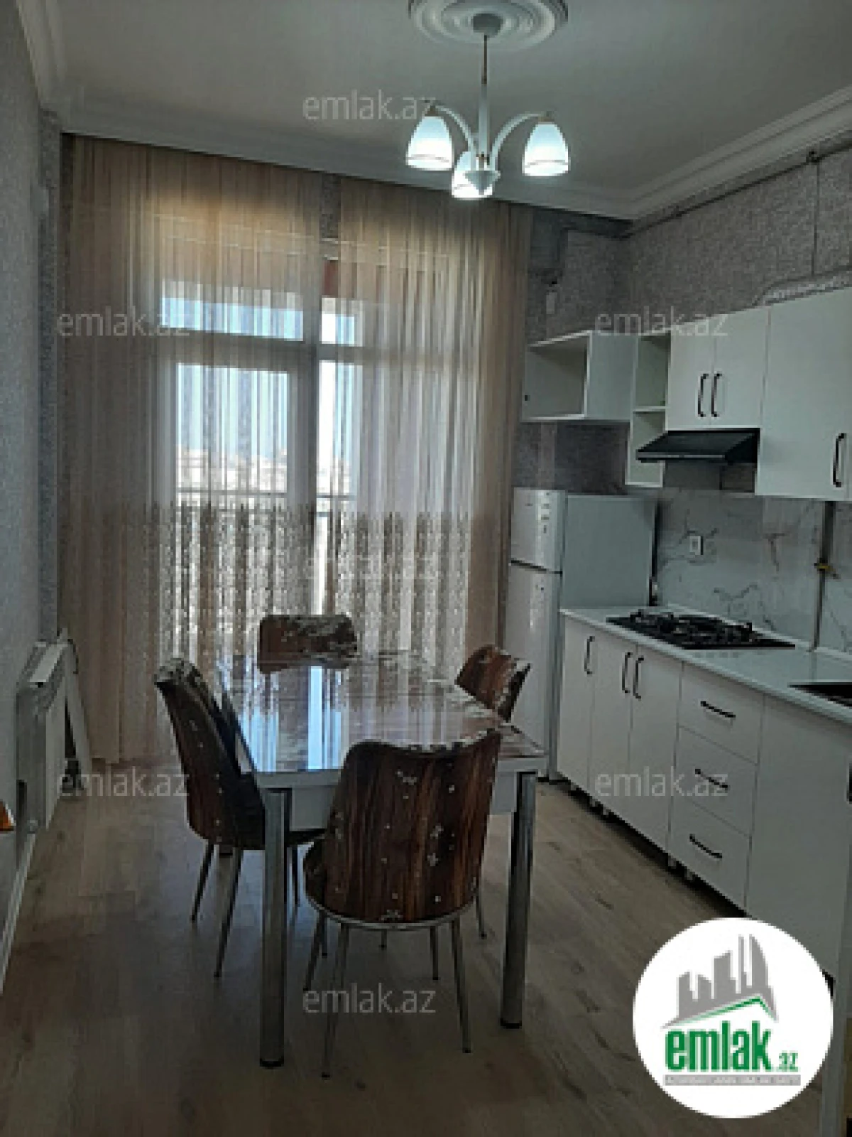 Satılır 2 otaqlı yeni tikili 93 m²
