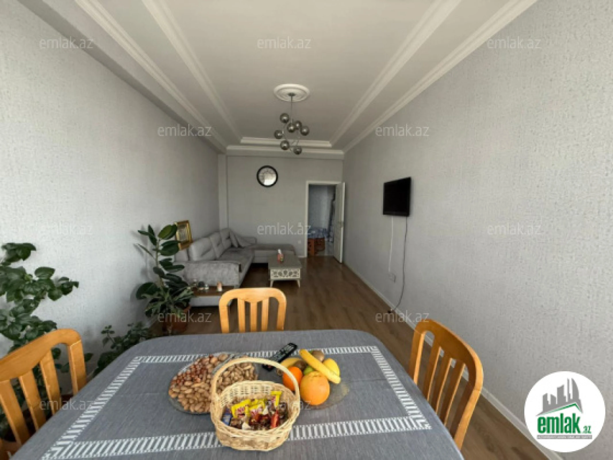 Satılır 2 otaqlı yeni tikili 76 m²