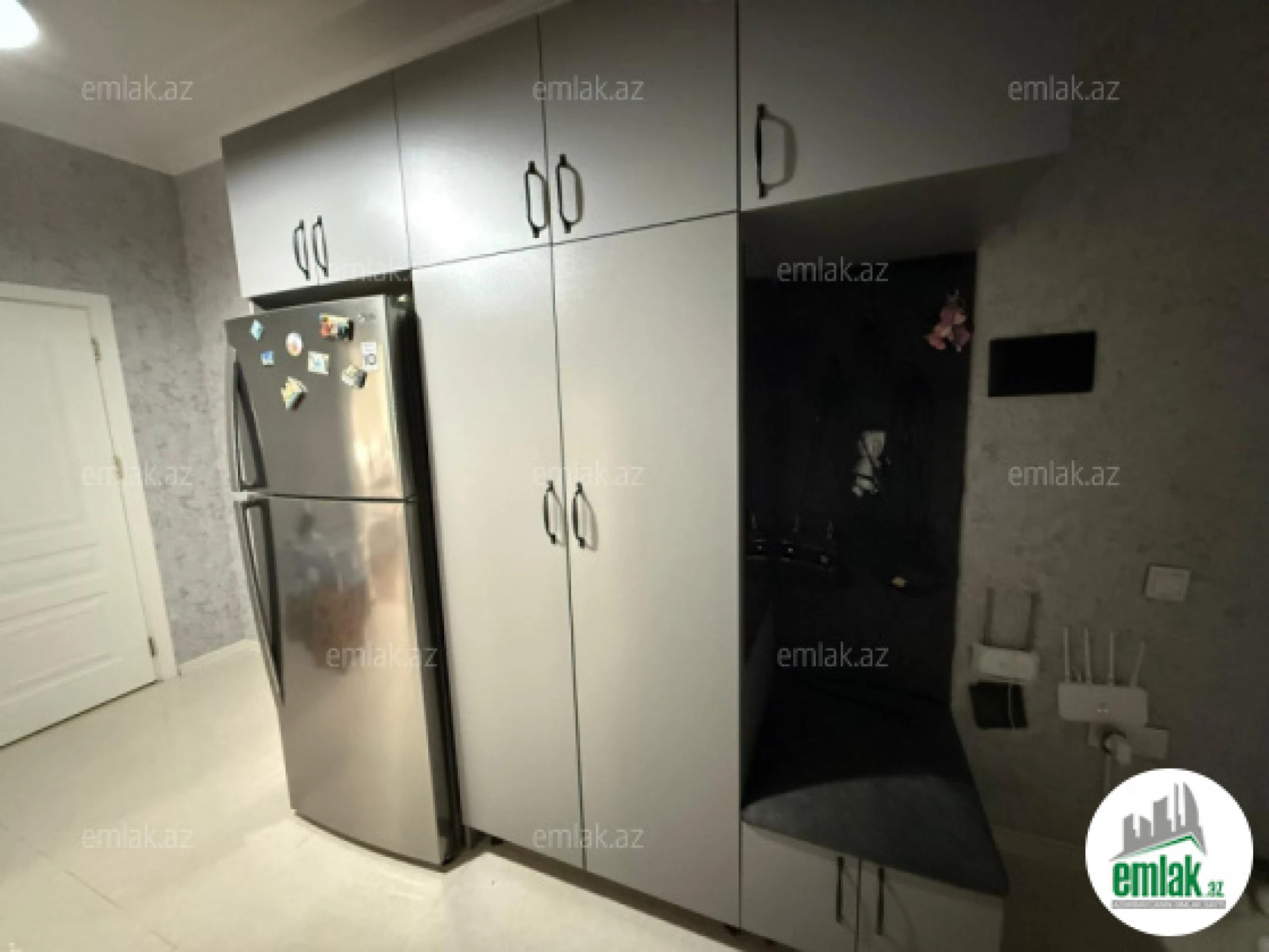 Satılır 2 otaqlı yeni tikili 76 m²