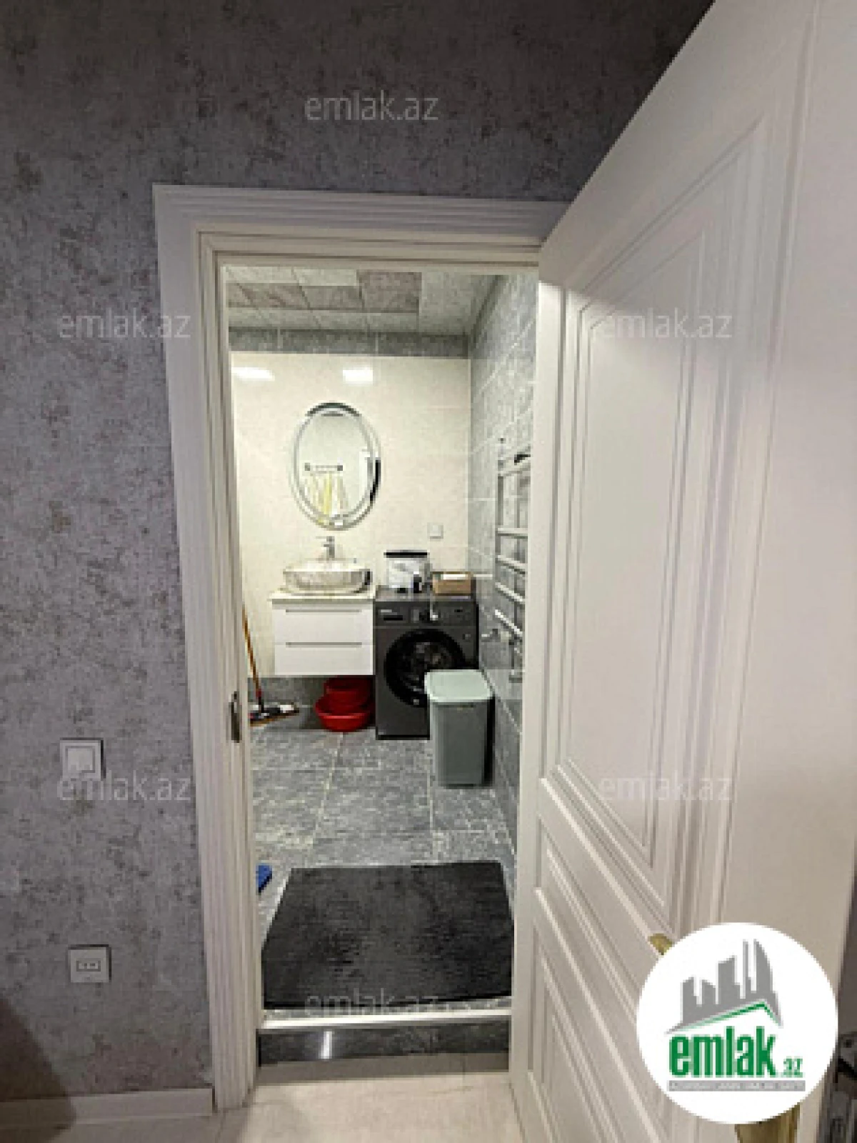 Satılır 2 otaqlı yeni tikili 76 m²