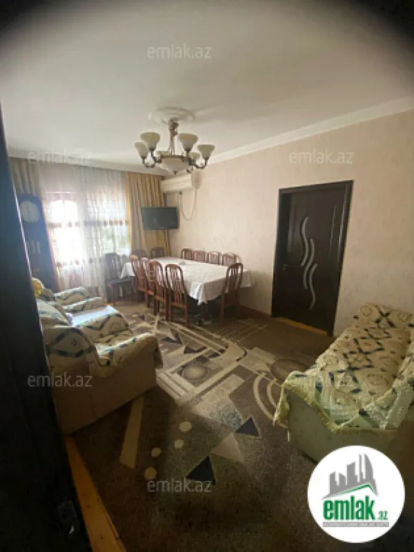 Satılır 5 otaqlı köhnə tikili 110 m²