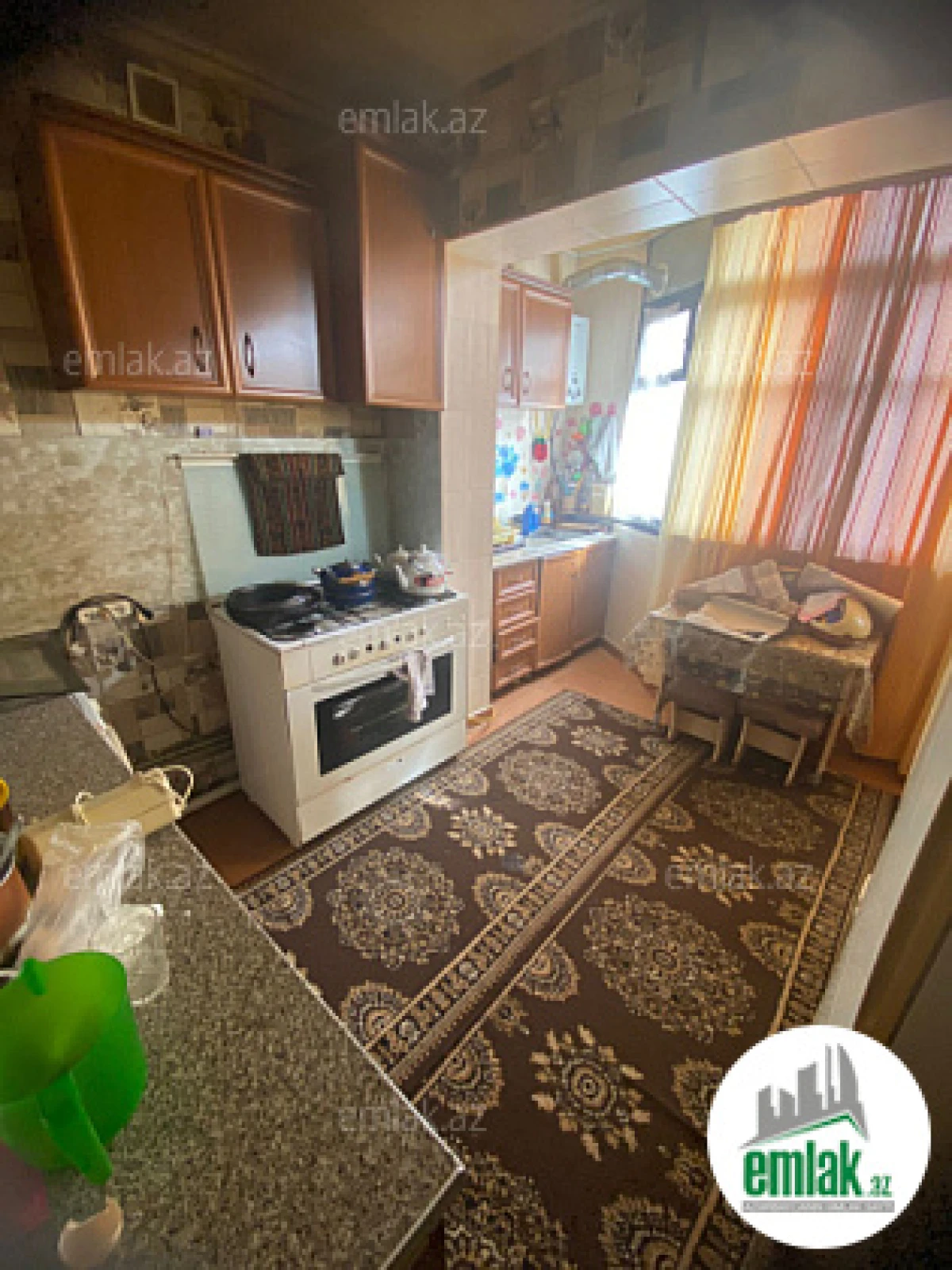 Satılır 5 otaqlı köhnə tikili 110 m²