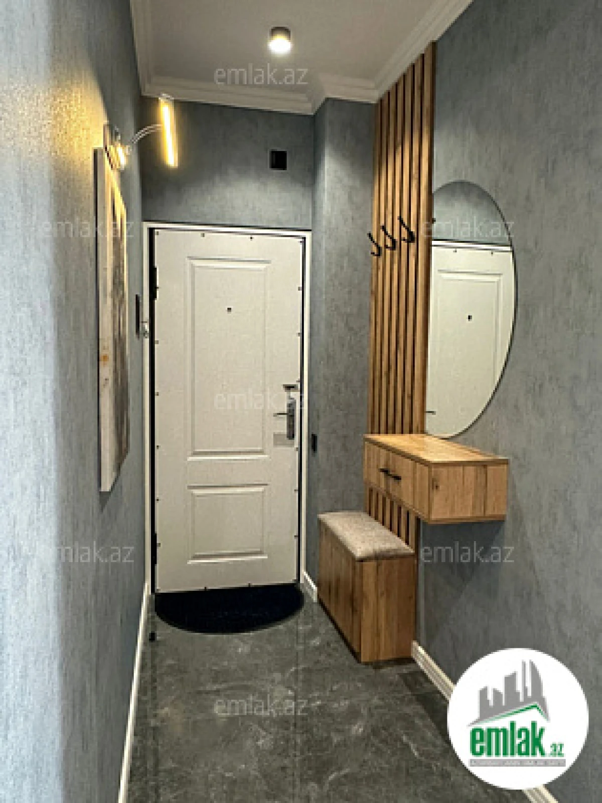 Satılır 2 otaqlı köhnə tikili 55 m²