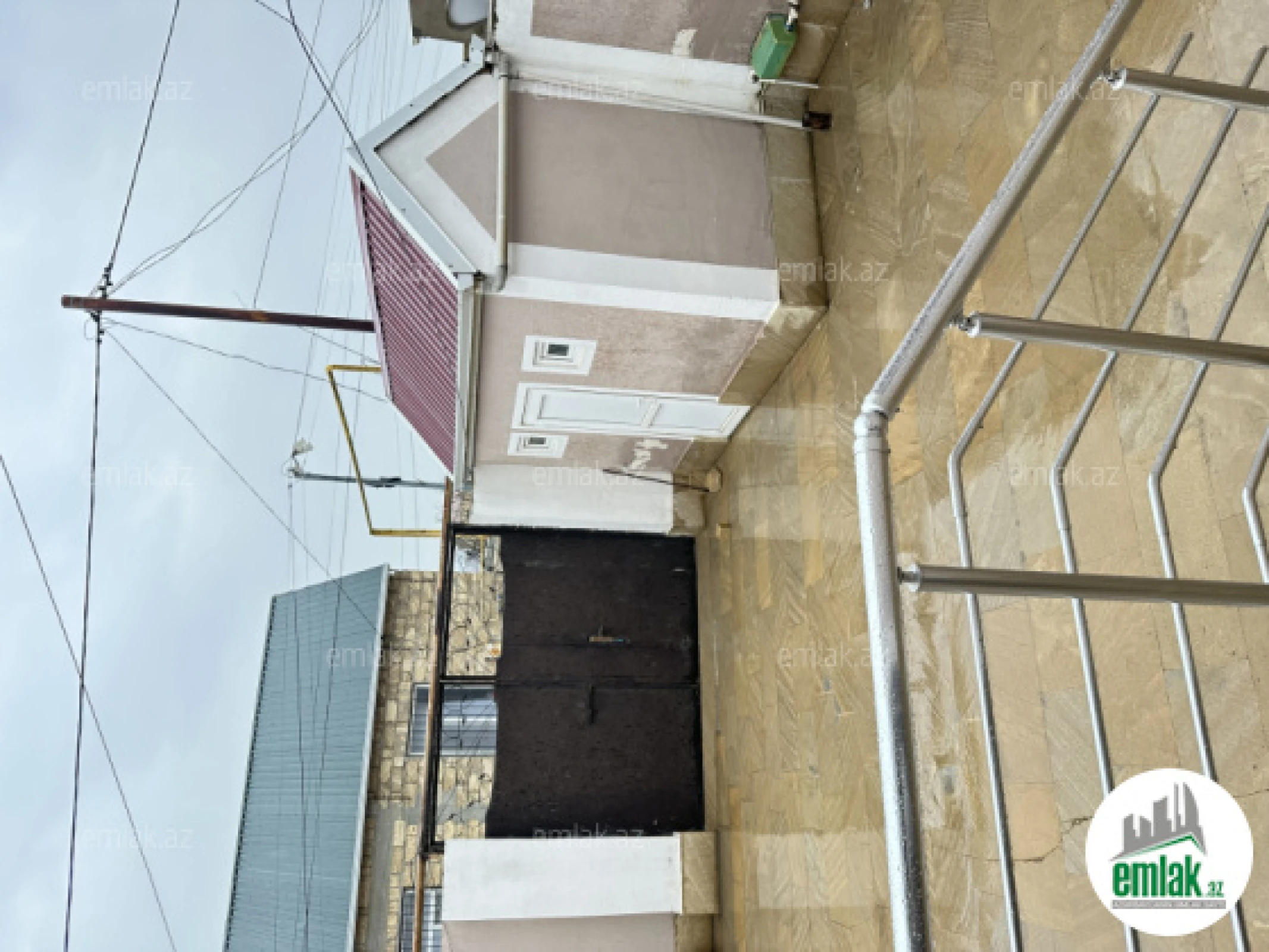 Satılır 3 otaqlı həyət evi 120 m²