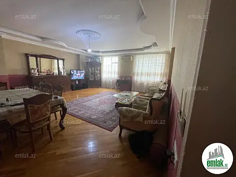 Satılır 4 otaqlı yeni tikili 160 m²