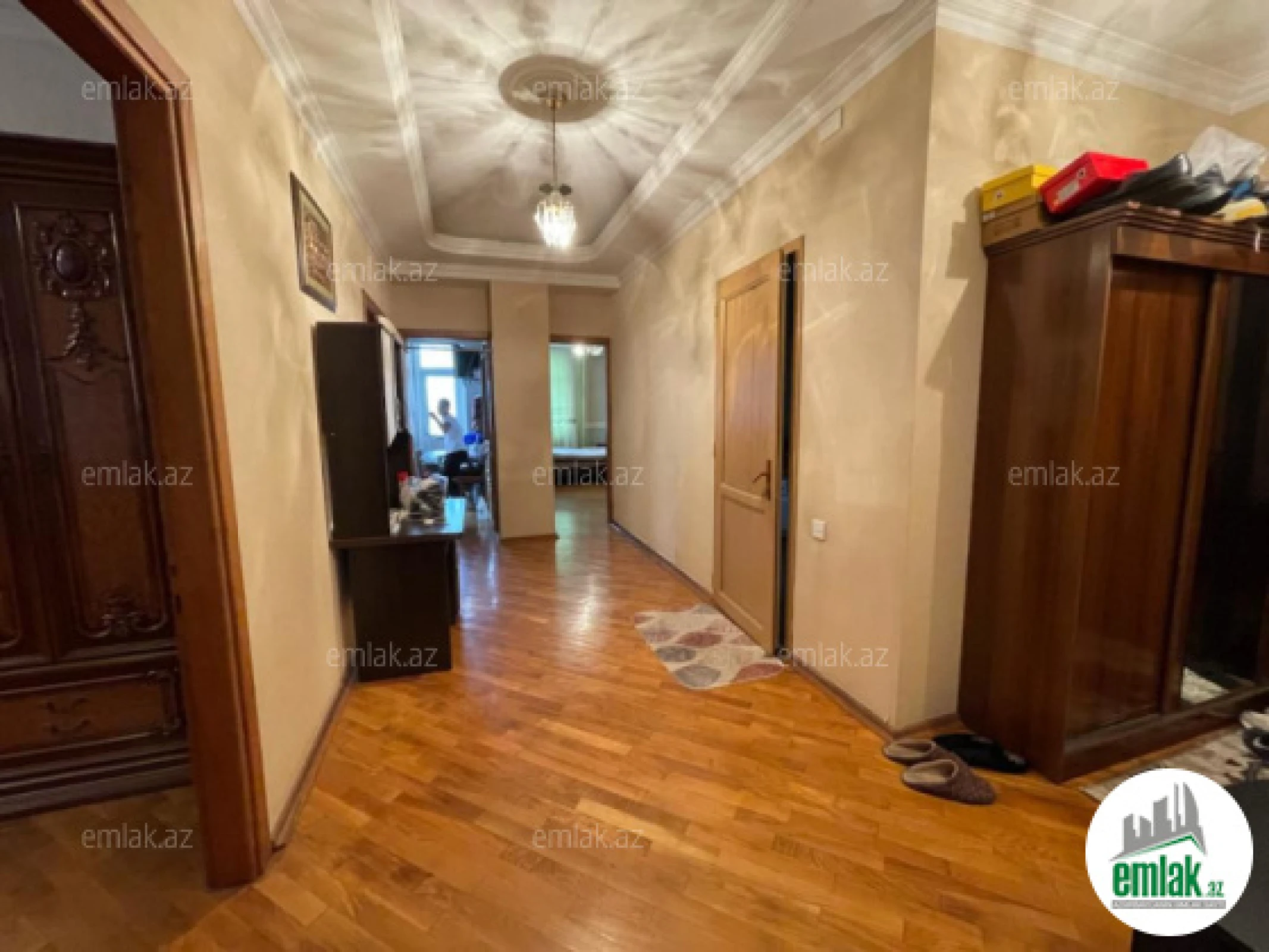 Satılır 4 otaqlı yeni tikili 160 m²