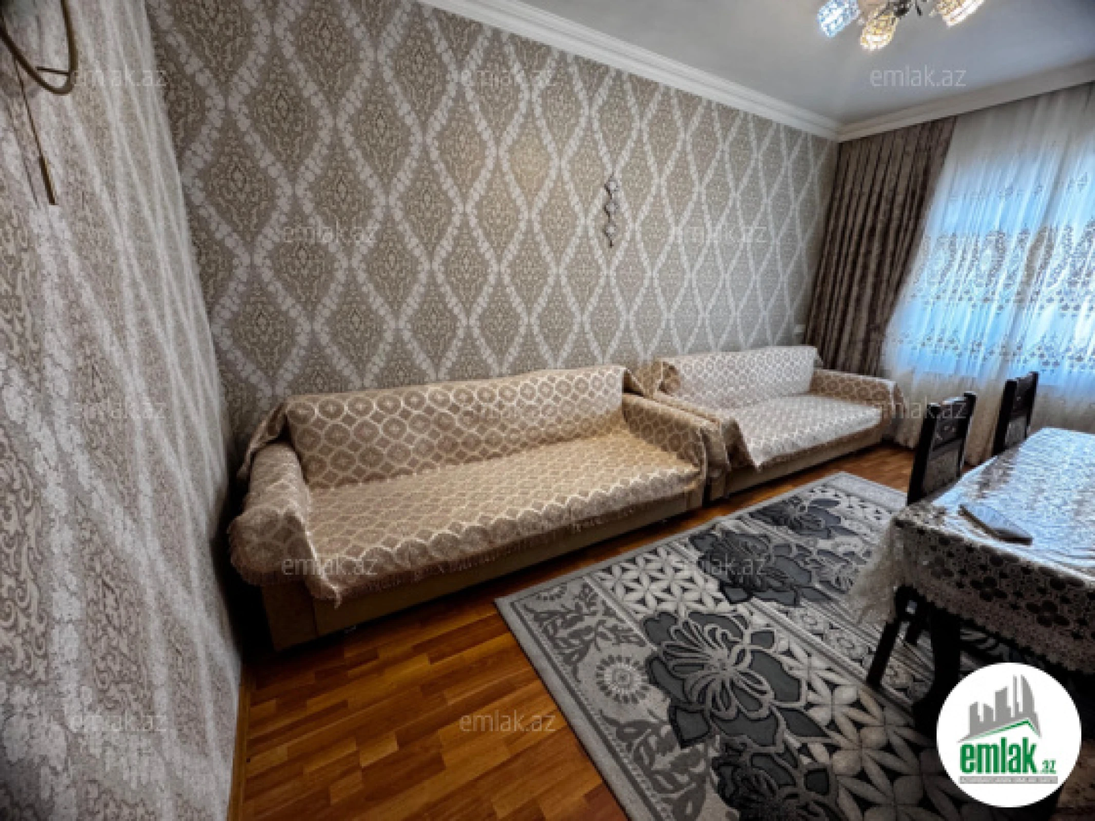 Satılır 2 otaqlı köhnə tikili 55 m²