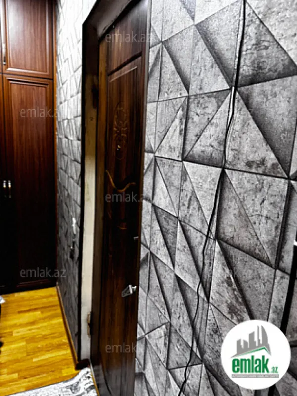 Satılır 2 otaqlı köhnə tikili 55 m²