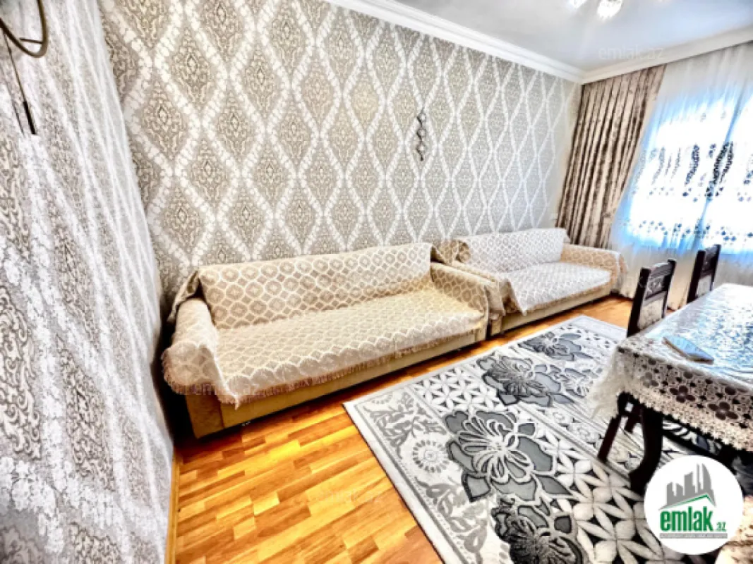 Satılır 2 otaqlı köhnə tikili 55 m²