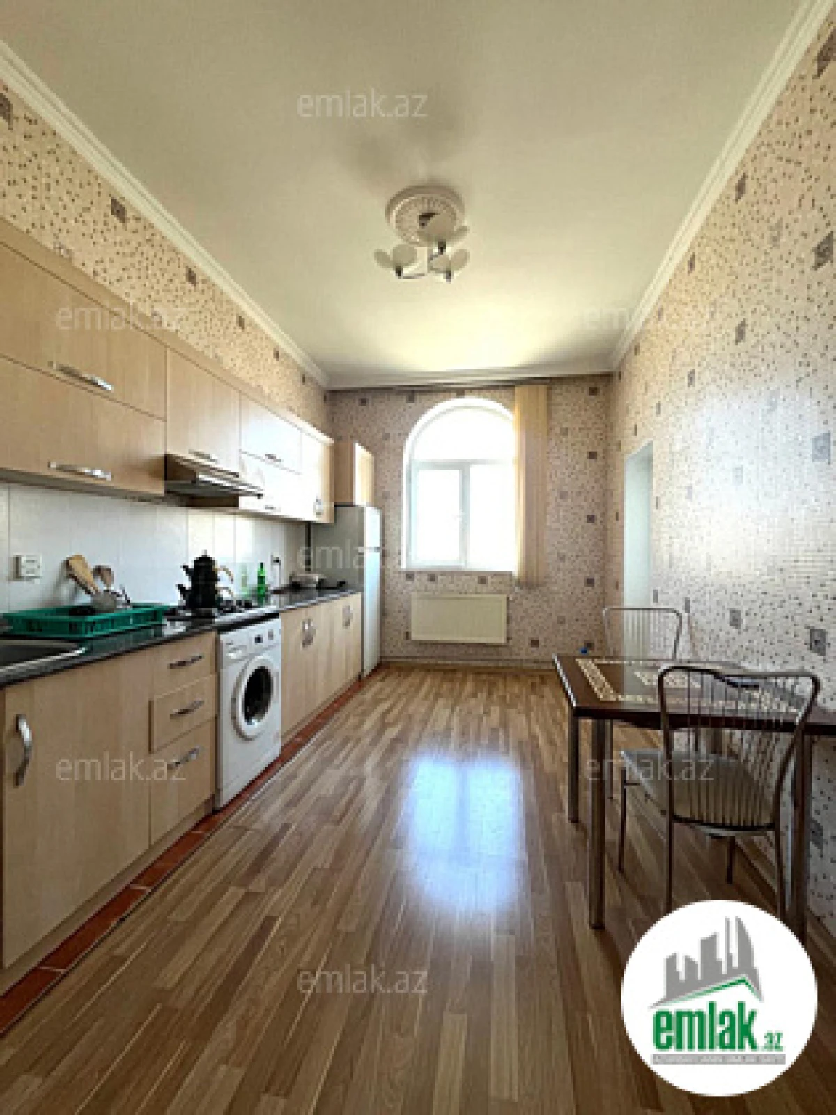 Satılır 2 otaqlı yeni tikili 90 m²