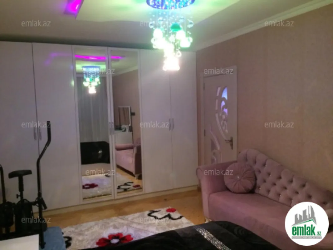 Satılır 3 otaqlı yeni tikili 105 m²