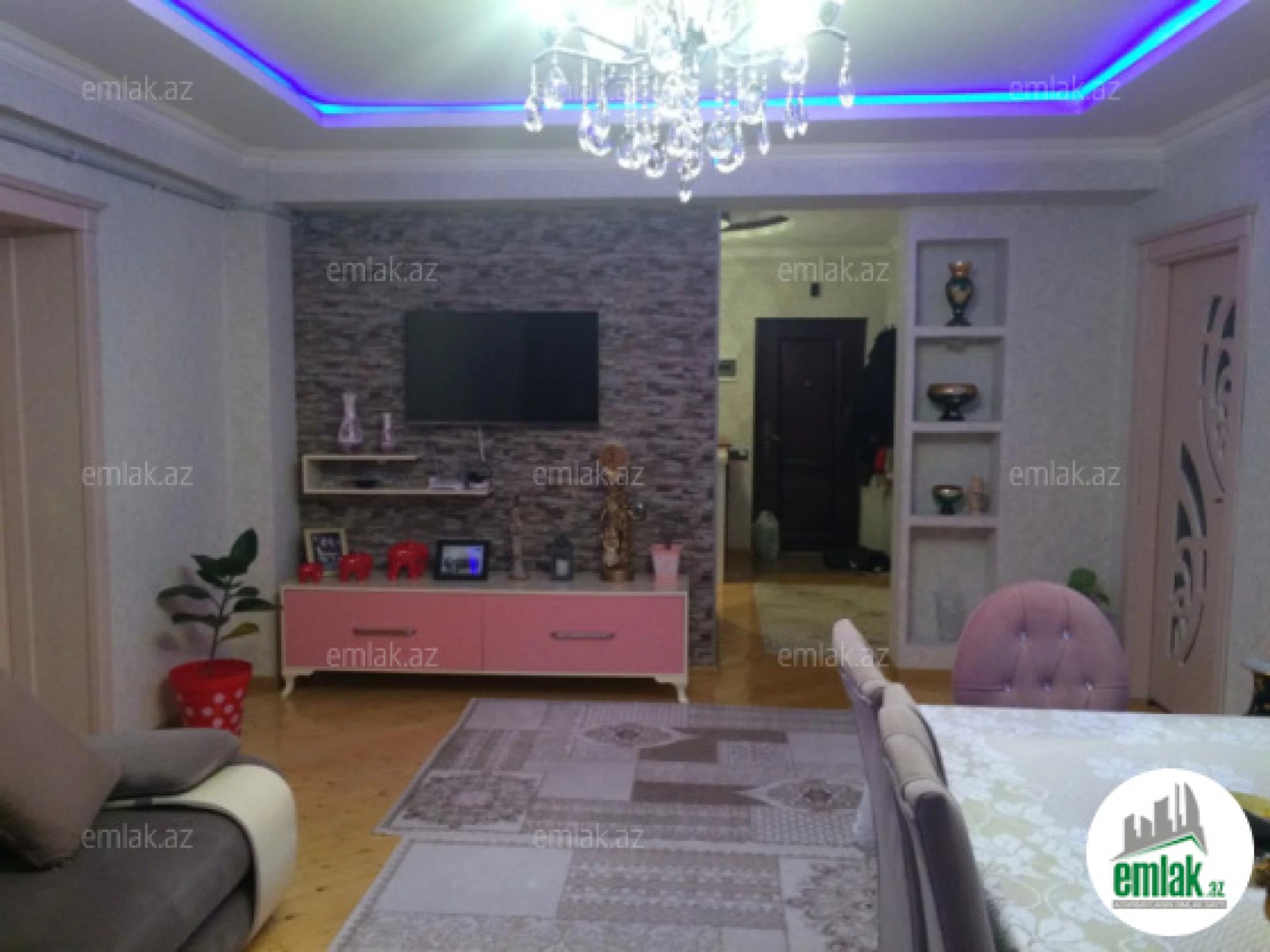 Satılır 3 otaqlı yeni tikili 105 m²