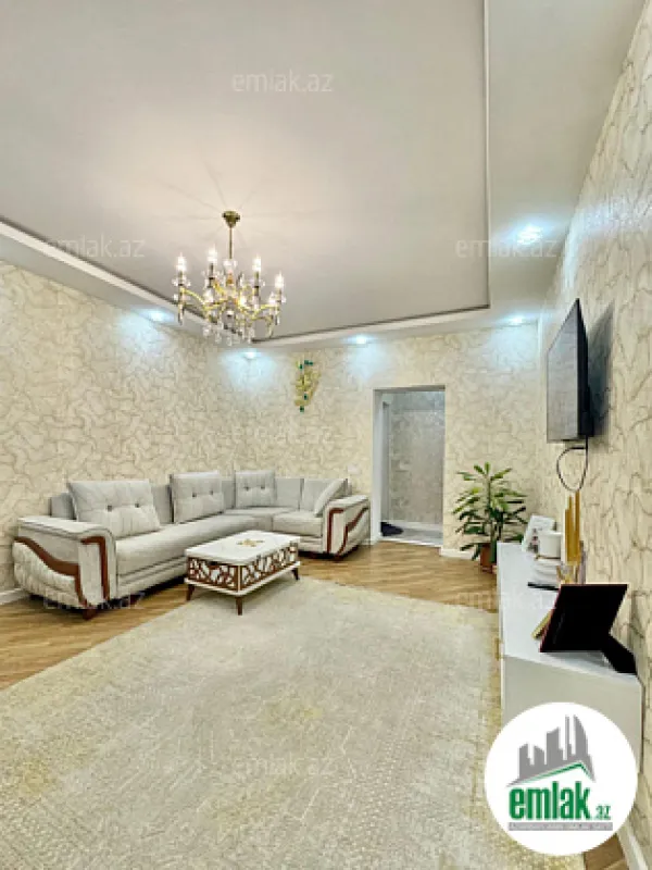 Satılır 2 otaqlı köhnə tikili 90 m²