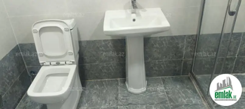 Satılır 3 otaqlı yeni tikili 152 m²