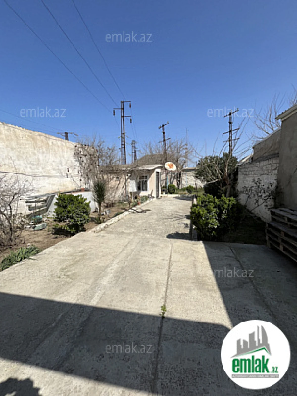 Satılır 3 otaqlı həyət evi 100 m²