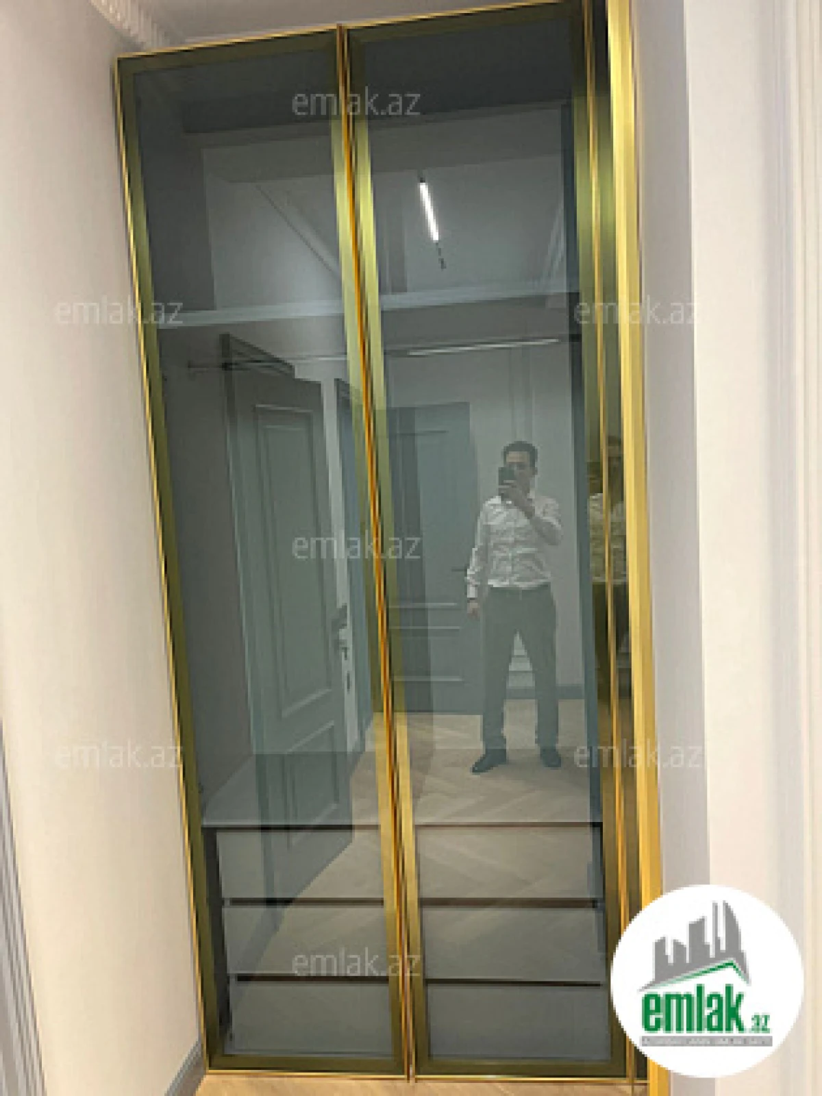 Satılır 2 otaqlı yeni tikili 101 m²