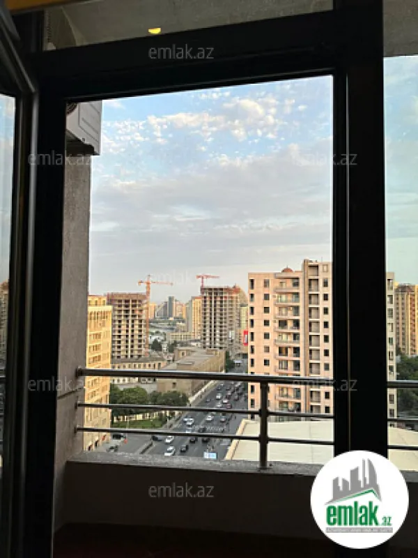 Satılır 2 otaqlı yeni tikili 101 m²