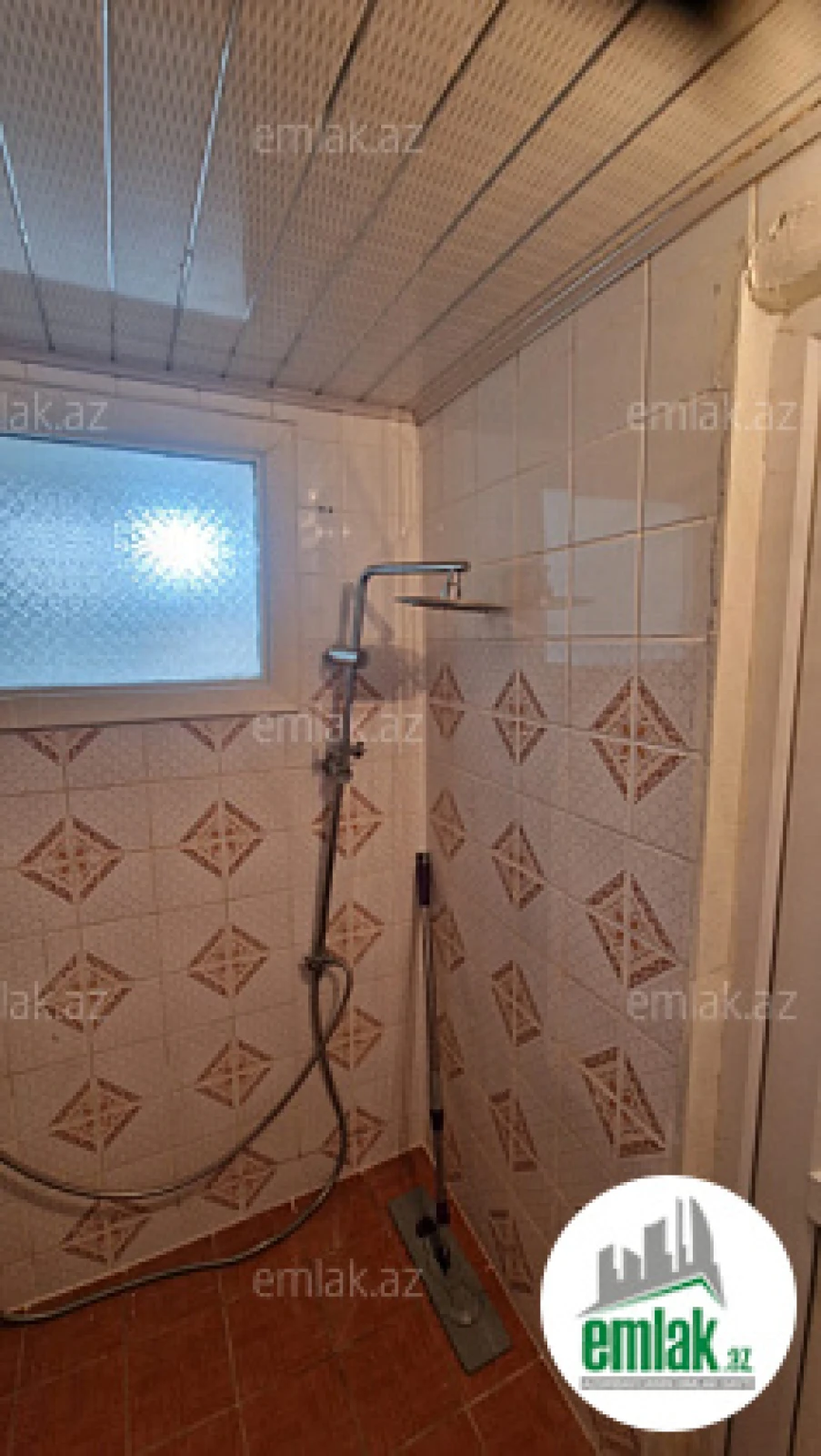 Satılır 1 otaqlı köhnə tikili 45 m²