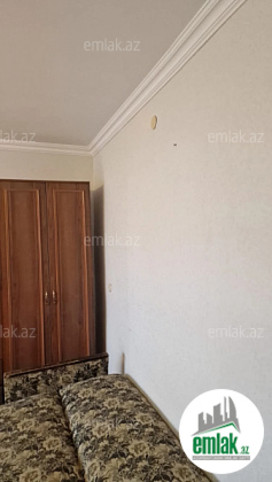 Satılır 1 otaqlı köhnə tikili 45 m²