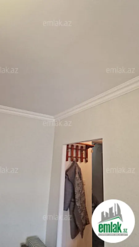 Satılır 1 otaqlı köhnə tikili 45 m²