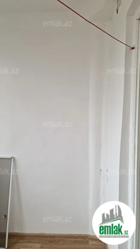 Satılır 1 otaqlı köhnə tikili 45 m²