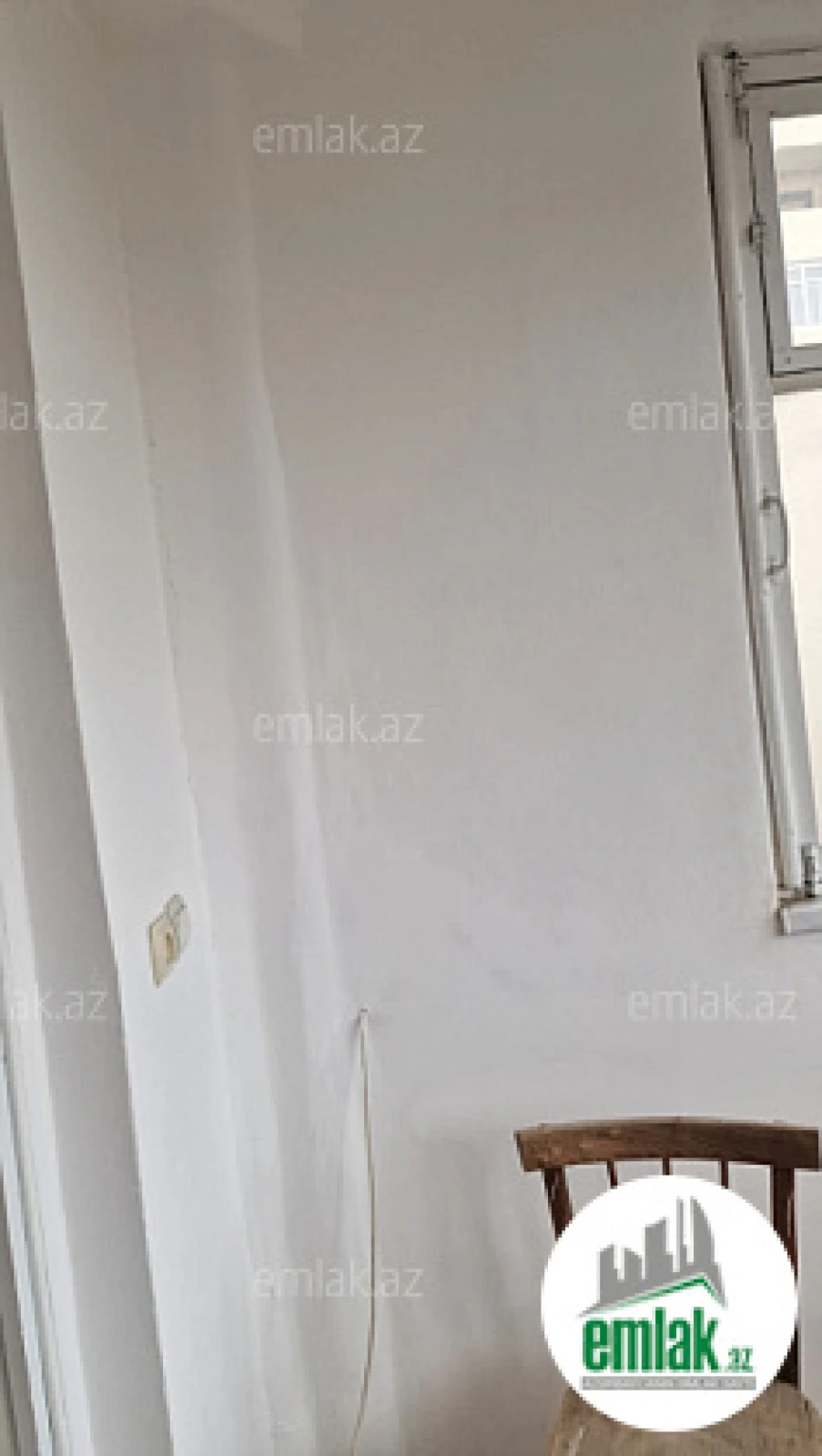 Satılır 1 otaqlı köhnə tikili 45 m²