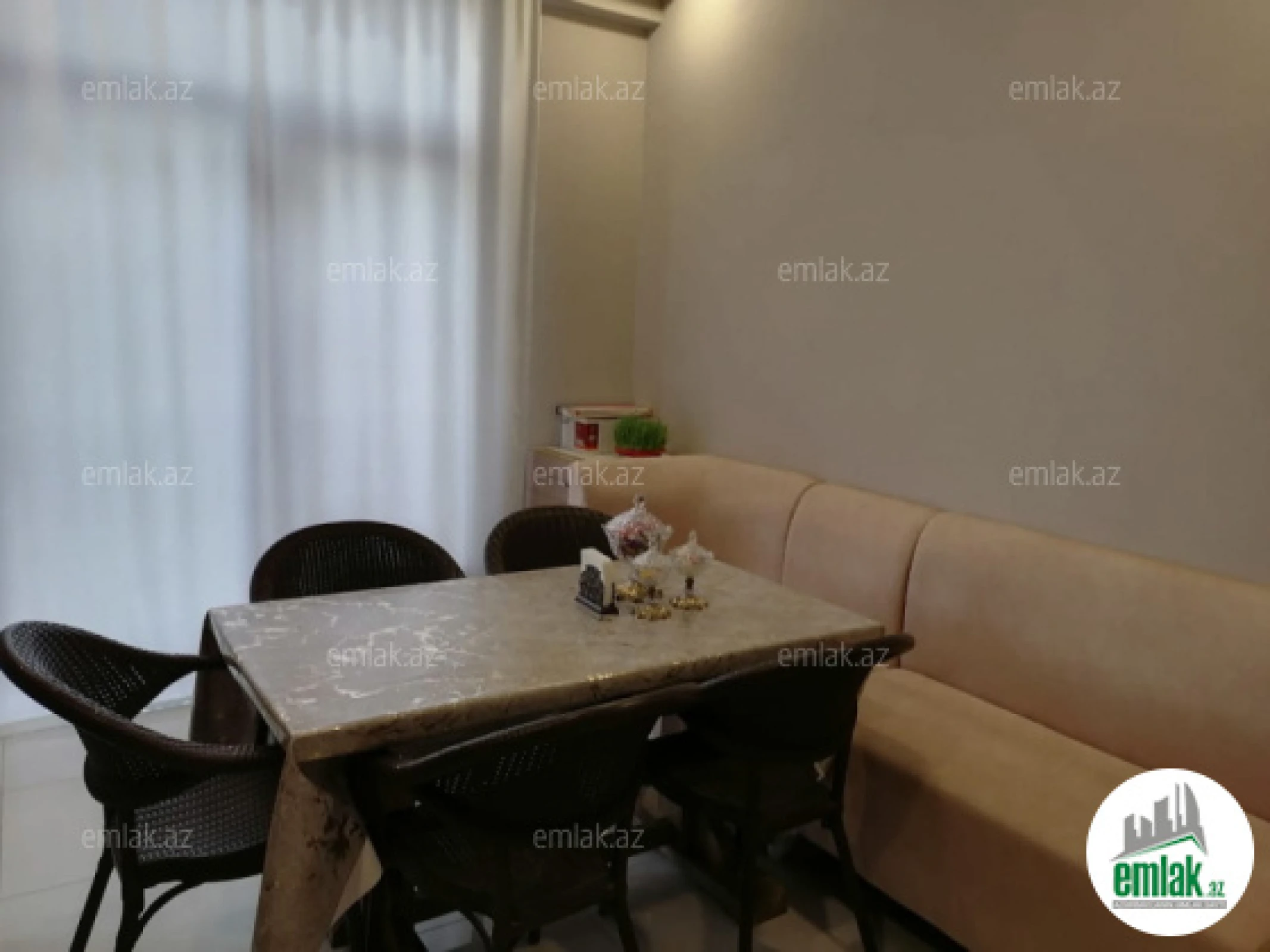 Satılır 2 otaqlı yeni tikili 82 m²
