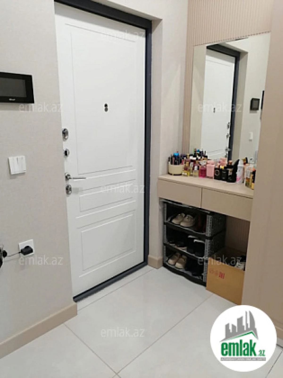 Satılır 2 otaqlı yeni tikili 82 m²