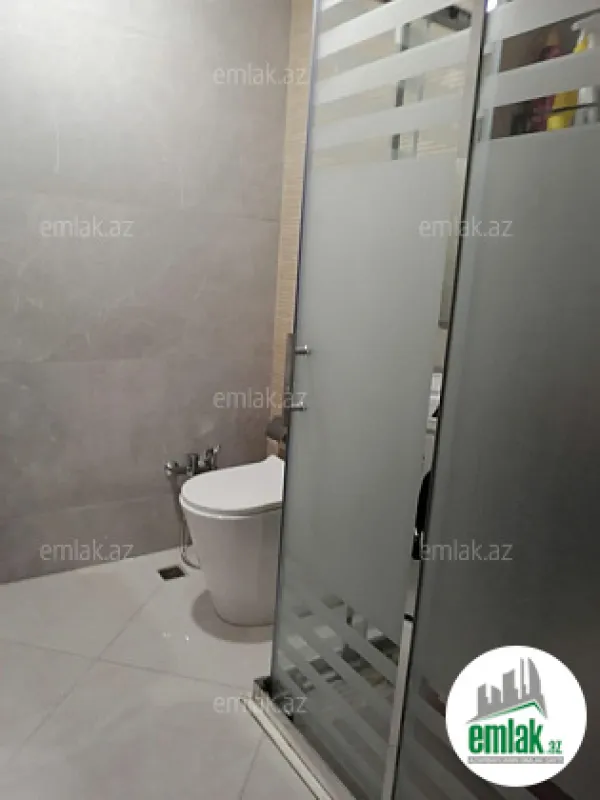 Satılır 2 otaqlı yeni tikili 82 m²