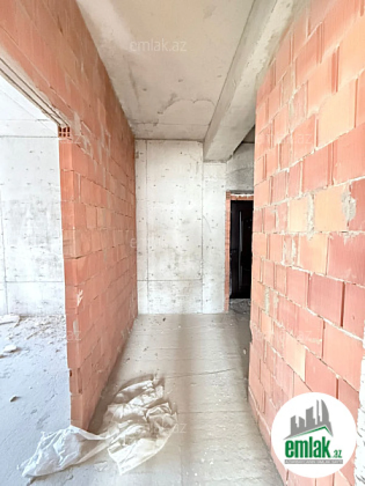 Satılır 2 otaqlı yeni tikili 65.2 m²