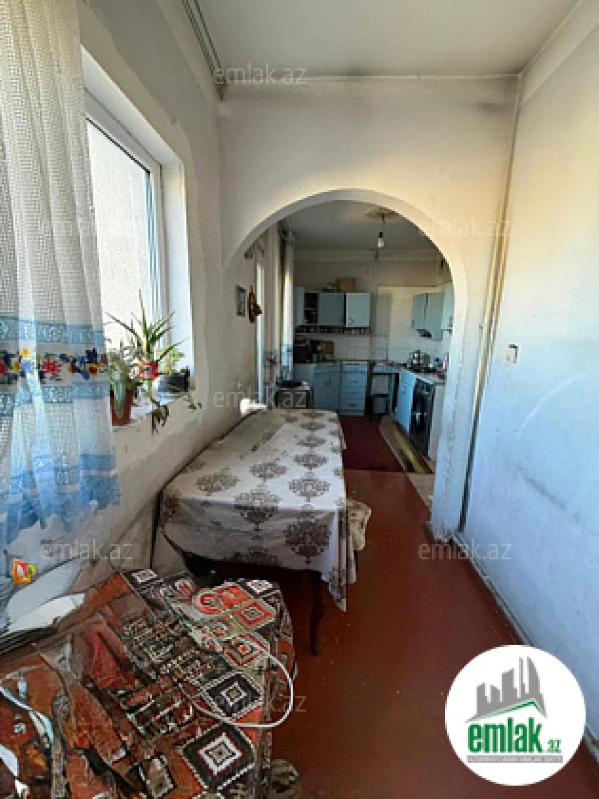 Satılır 4 otaqlı köhnə tikili 110 m²