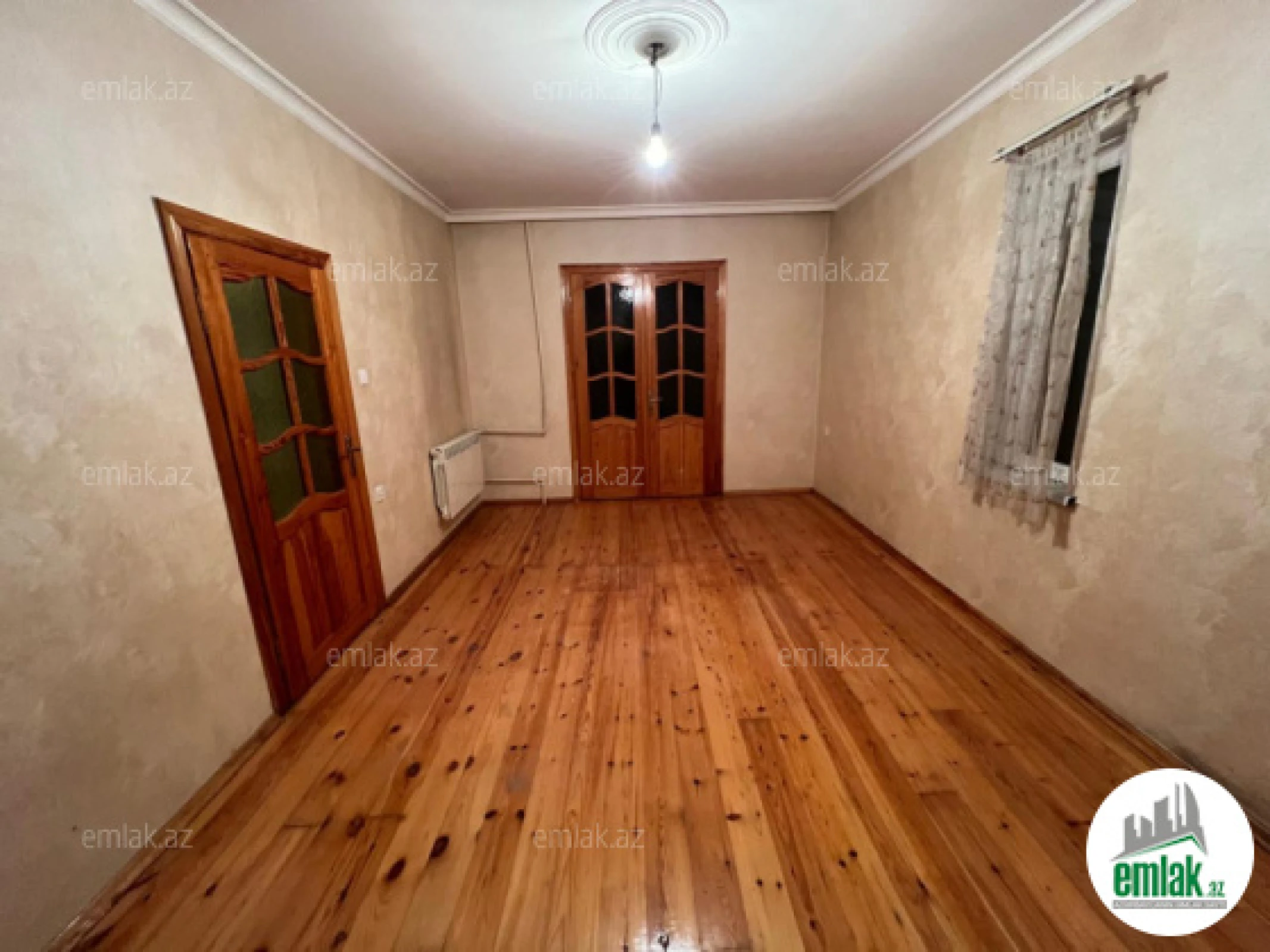 Satılır 2 otaqlı köhnə tikili 45 m²
