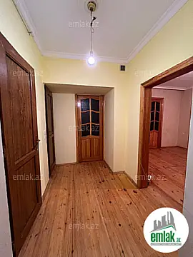 Satılır 2 otaqlı köhnə tikili 45 m²