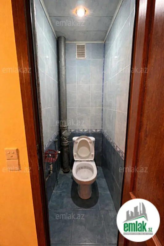 Satılır 2 otaqlı köhnə tikili 45 m²