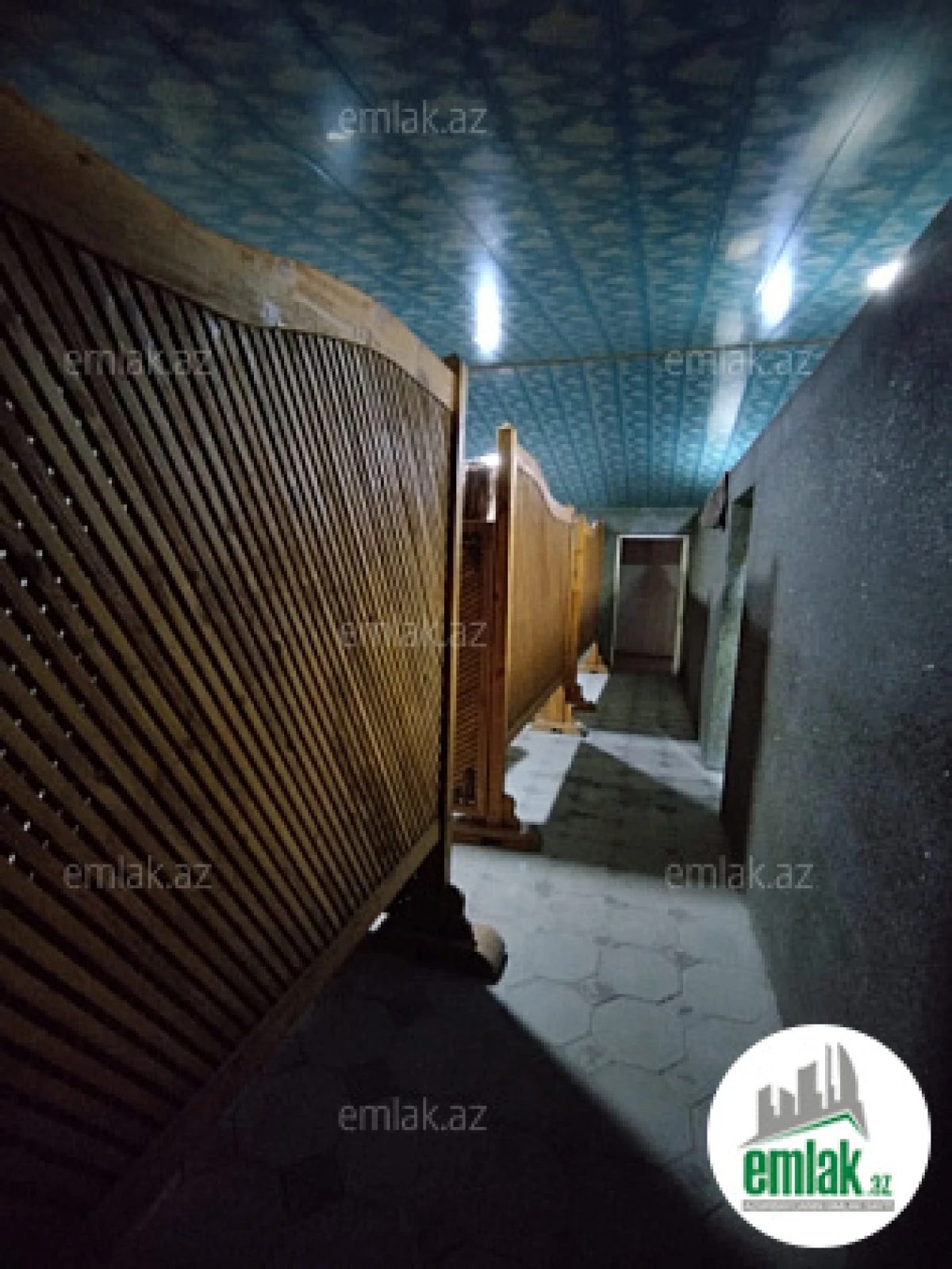 Satılır 10 otaqlı obyekt 5000 m²