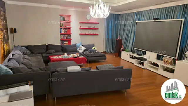 Satılır 5 otaqlı yeni tikili 270 m² — Bakı 5 otaq 270.00 m²