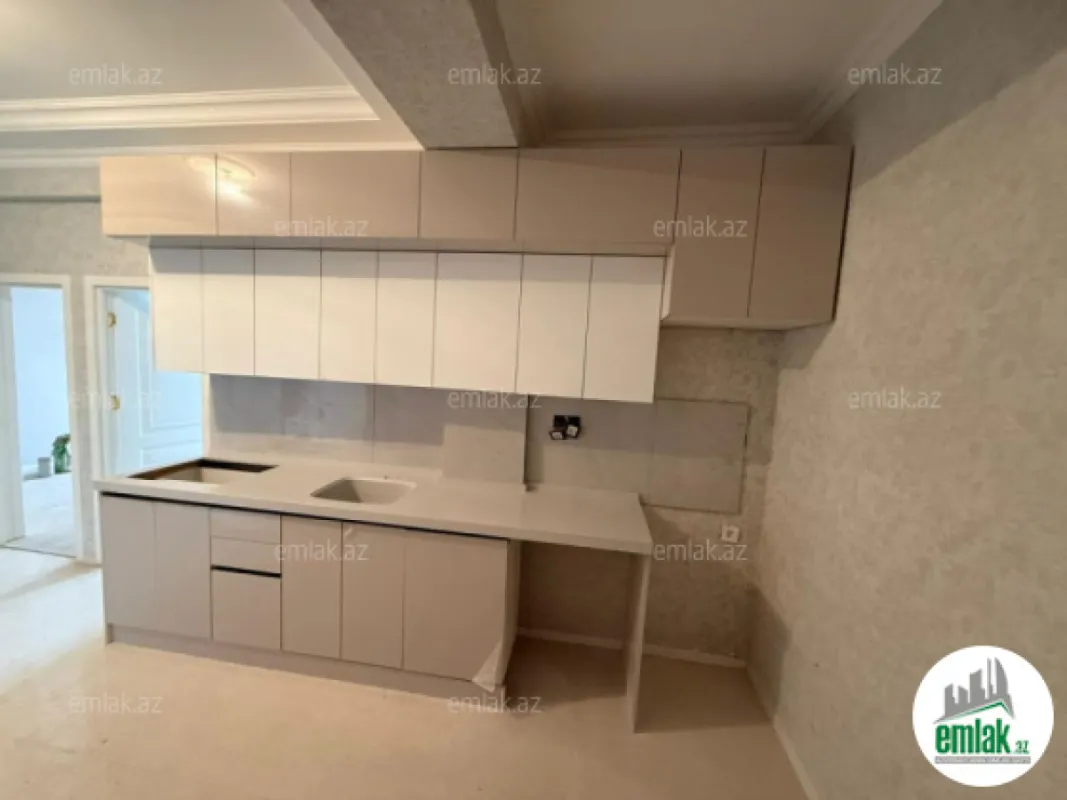 Satılır 2 otaqlı yeni tikili 75 m²