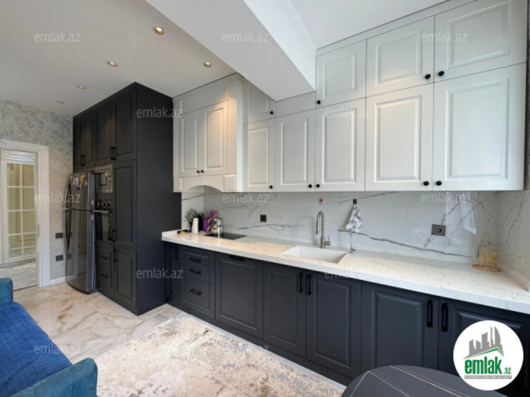 Satılır 3 otaqlı yeni tikili 130 m²