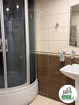 Satılır 2 otaqlı köhnə tikili 55 m²
