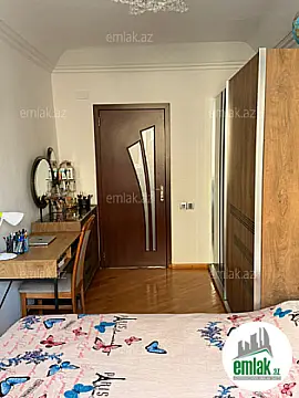 Satılır 2 otaqlı köhnə tikili 55 m²