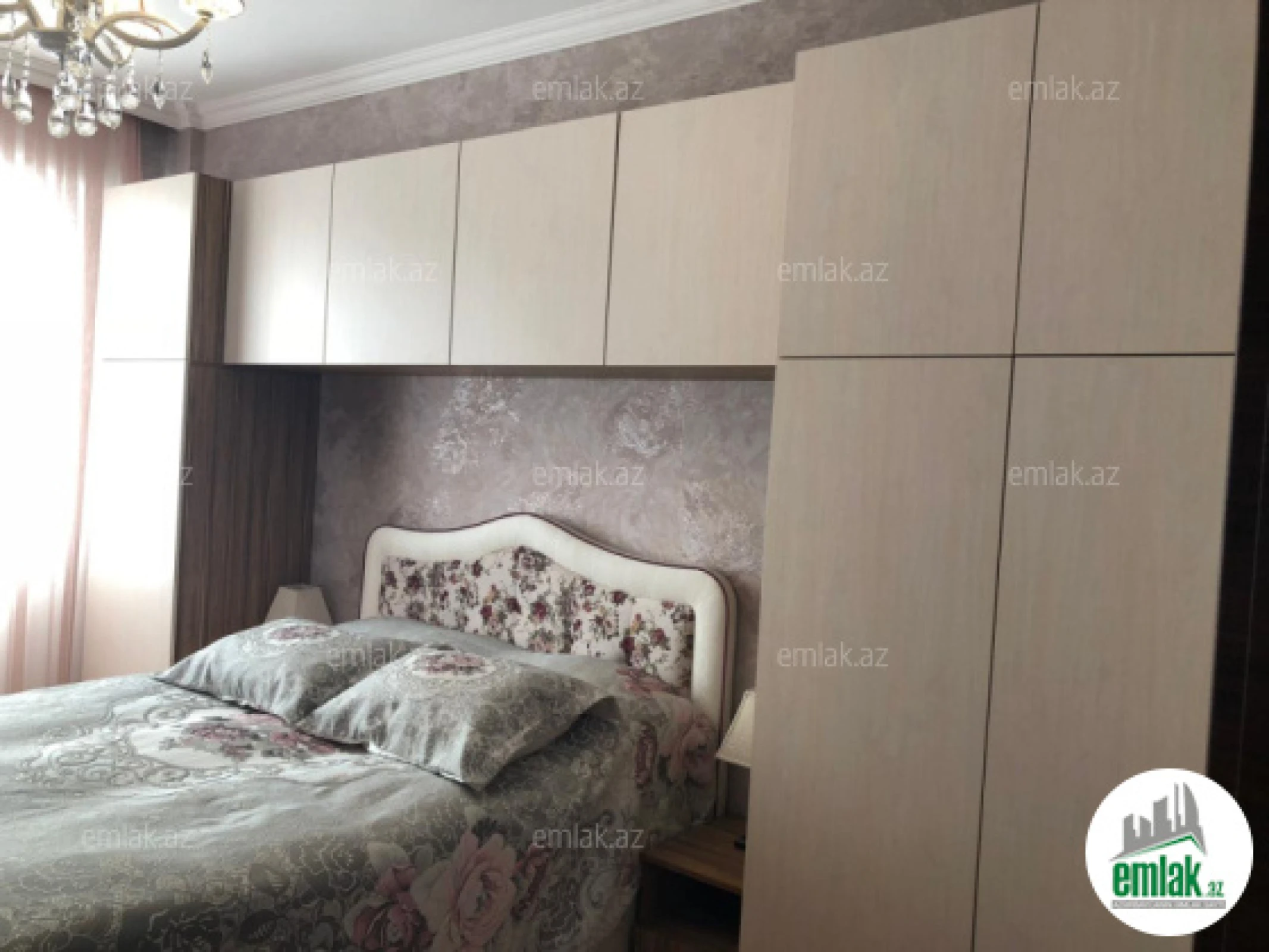 Satılır 2 otaqlı yeni tikili 70 m²
