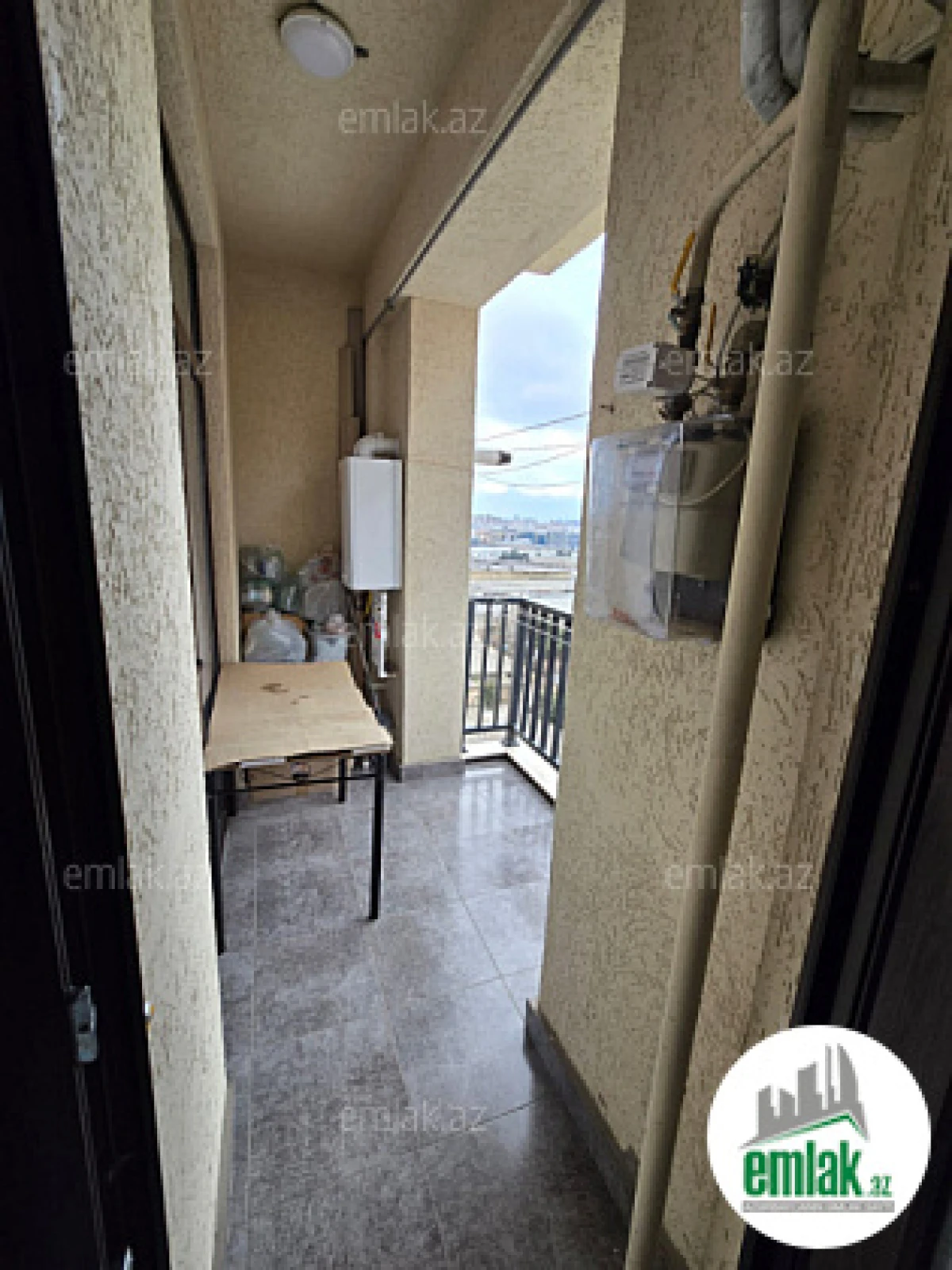 Satılır 2 otaqlı yeni tikili 82.5 m²