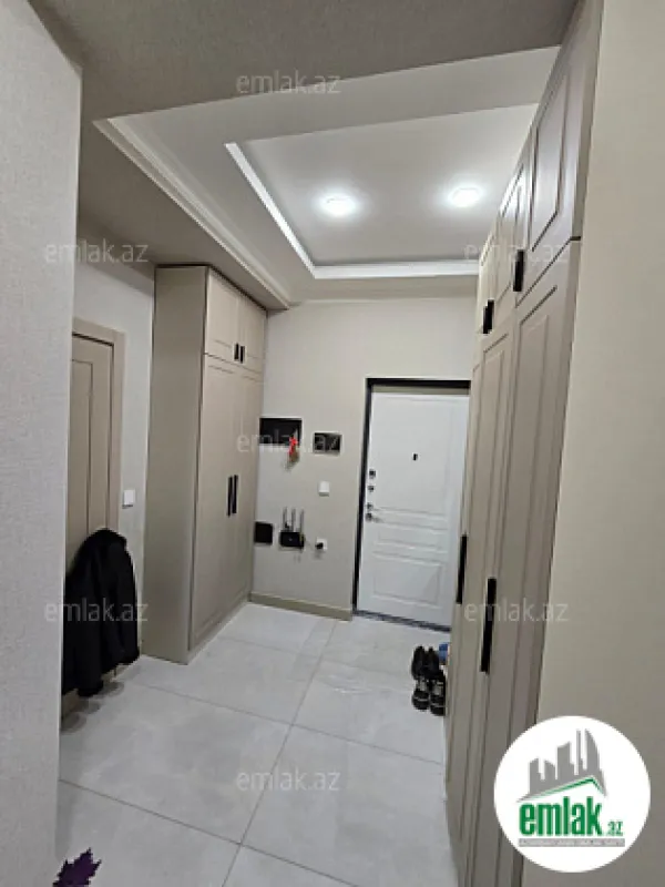 Satılır 2 otaqlı yeni tikili 82.5 m²