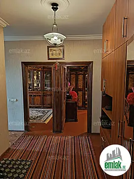 Satılır 4 otaqlı köhnə tikili 95 m²
