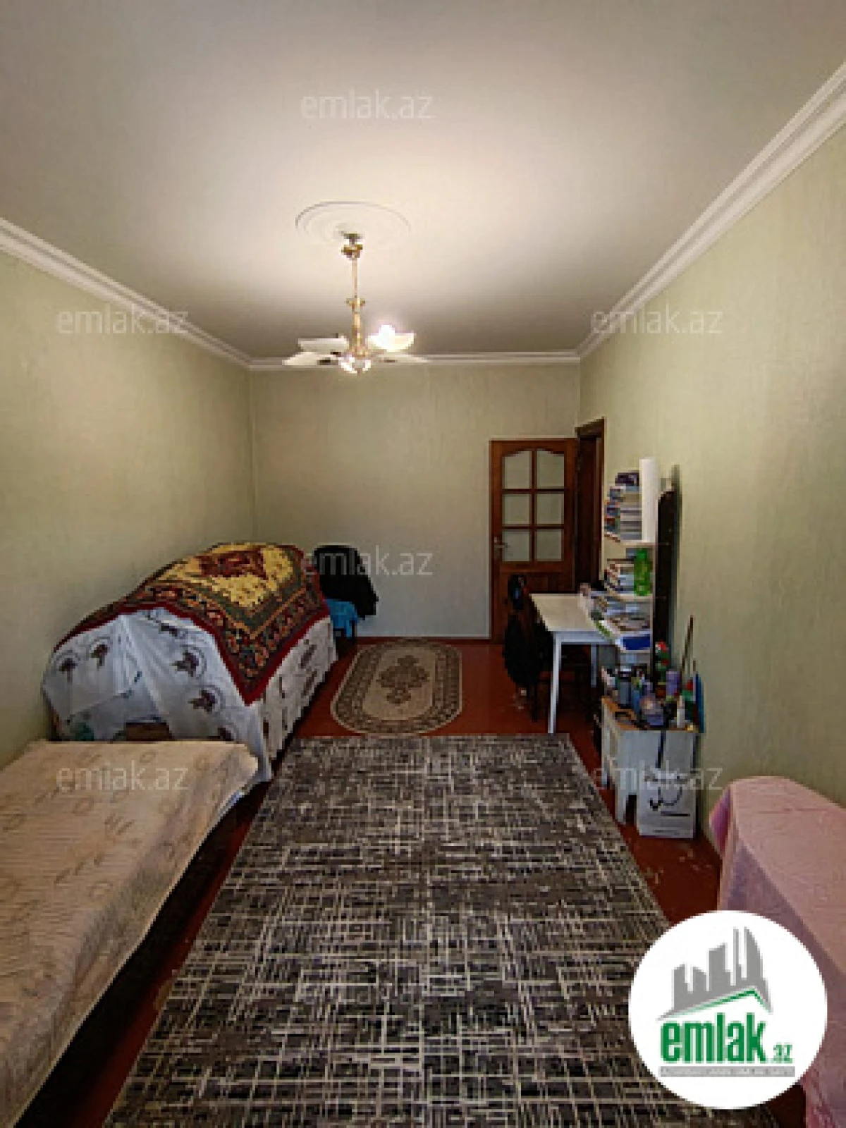 Satılır 4 otaqlı köhnə tikili 95 m²
