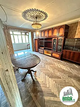 Satılır 3 otaqlı köhnə tikili 65 m² — Bakı 3 otaq 65.00 m²
