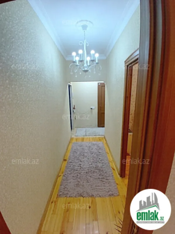 Satılır 2 otaqlı köhnə tikili 61 m²