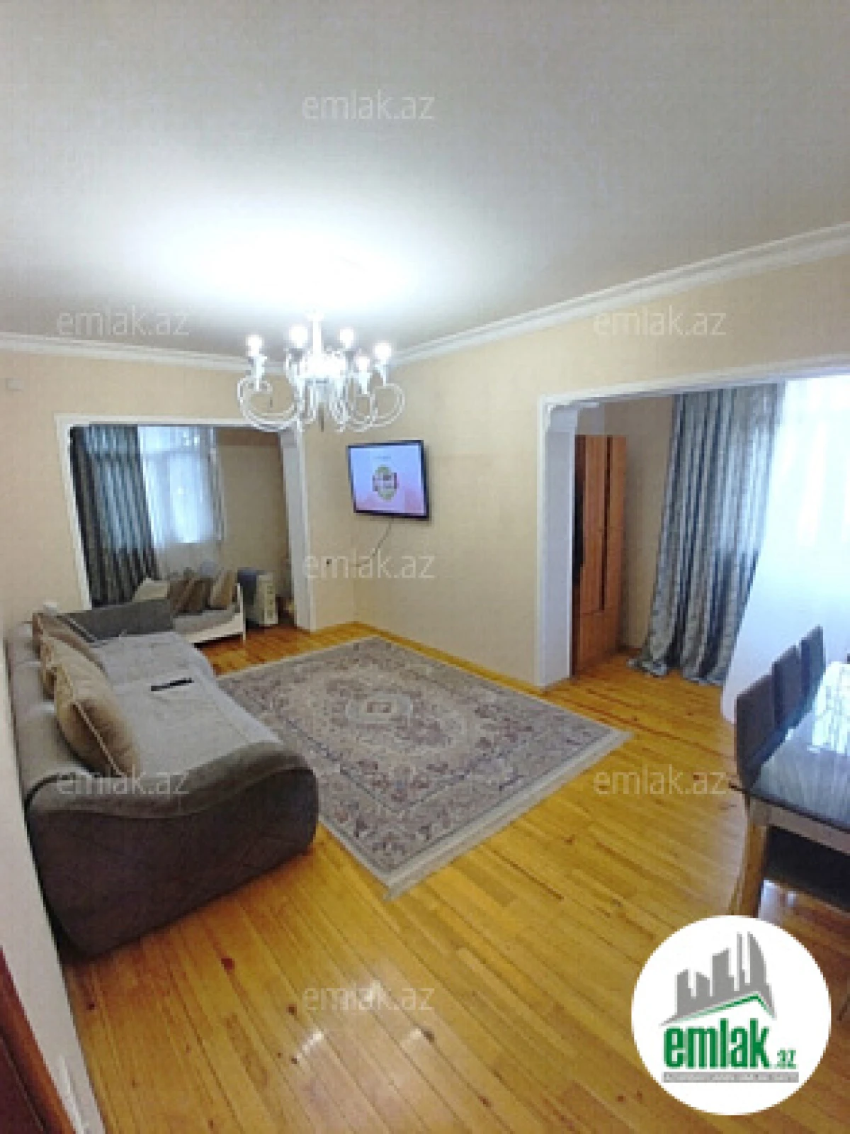 Satılır 2 otaqlı köhnə tikili 61 m²