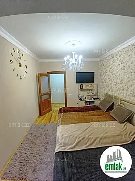 Satılır 2 otaqlı köhnə tikili 61 m²
